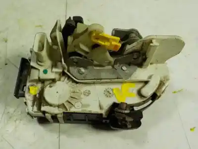 Second-hand car spare part front right door lock for dodge caliber 2.0 crd oem iam references 4589416aa  04589416ad