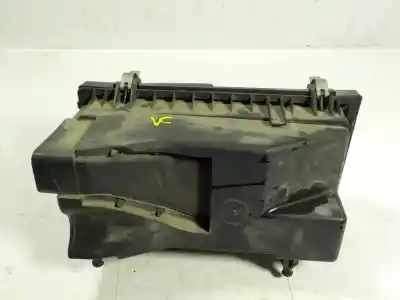 Second-hand car spare part air filter for dodge caliber 2.0 crd oem iam references 5183089aa  