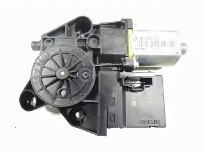 Pièce détachée automobile d'occasion moteur lève vitre avant droit pour renault scénic iii (jz0/1_) 1.5 dci références oem iam 807302741r 0130822478 807302741r