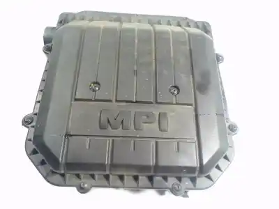 Second-hand car spare part air filter for skoda fabia 1.0 mpi oem iam references 04c129611j