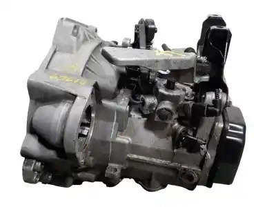 Автозапчастина б/у коробка передач для audi a1 (8x) 1.6 tdi посилання на oem iam 02r300042q  mzm