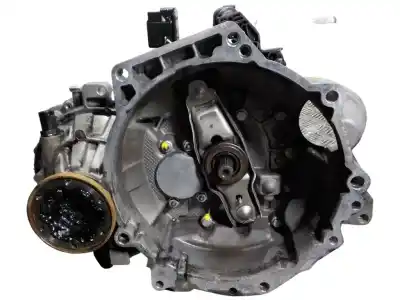 Автозапчастина б/у коробка передач для audi a1 (8x) 1.6 tdi посилання на oem iam 02r300042q  mzm
