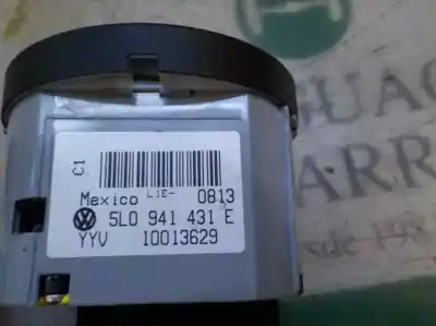 Автозапчастина б/у управління світлом для skoda yeti elegance 4x4 посилання на oem iam 5l0941431ereh  5l0941431e