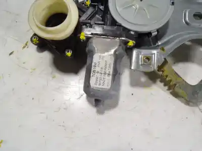 Pezzo di ricambio per auto di seconda mano alzacristalli anteriore sinistro per toyota auris 1.8 16v (híbrido) riferimenti oem iam 857200210b  6982002490