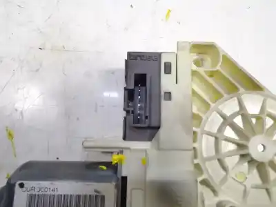 Second-hand car spare part right front window motor for land rover range rover (lm) 3.6 td v8 oem iam references cur000141 964199 964199