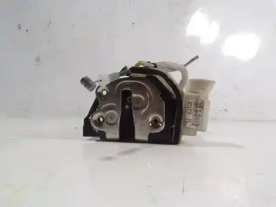 Second-hand car spare part left front door lock for kia rio concept oem iam references   813111w030