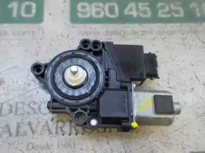 Recambio de automóvil de segunda mano de motor elevalunas delantero izquierdo para kia cee´d 1.4 cat (1396 cm3) referencias oem iam 82450a2010