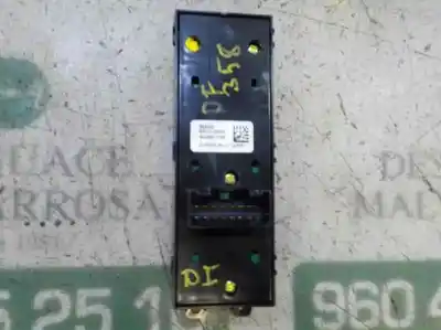 Second-hand car spare part left front power window switch for kia cee´´d 1.4 cat oem iam references 93570a2000wk  93570a2000