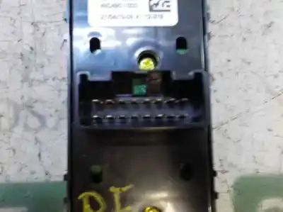 Second-hand car spare part left front power window switch for kia cee´´d 1.4 cat oem iam references 93570a2000wk  93570a2000