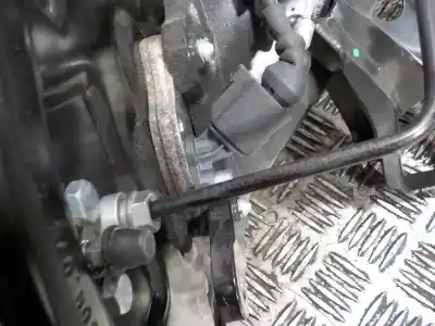 Автозапчастина б/у задня вісь для seat arona (kj7, kjp) 1.0 tgi посилання на oem iam 2q0501053cb  