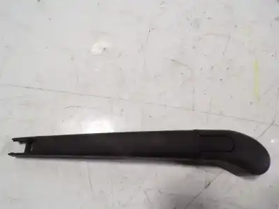 Second-hand car spare part rear windshield wiper arm for kia cee´´d 1.4 crdi cat oem iam references 98811a2000