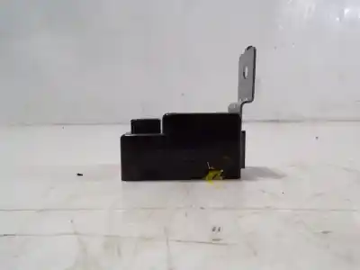 Second-hand car spare part electronic module for kia cee´´d 1.4 crdi cat oem iam references 957102g100  957102g100