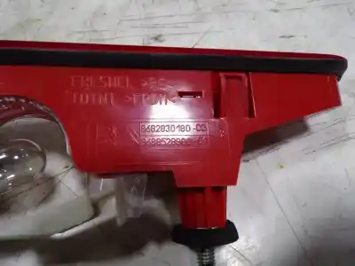 Автозапчасти б/у центральный задний фонарь за opel combo cargo (e) 1.6 16v cdti dpf ссылки oem iam 6351fe  9682830180