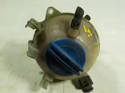 Second-hand car spare part coolant expansion tank for volkswagen passat variant (3c5) 1.9 tdi oem iam references 1k0121407a  