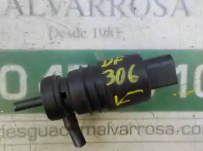 Second-hand car spare part washer pump for bmw x3 (e83) 2.0d oem iam references 67128362154