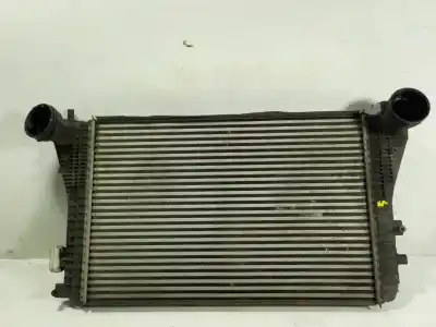 Second-hand car spare part intercooler for volkswagen passat variant (3c5) 1.9 tdi oem iam references 3c0145805r Second-hand car spare part intercooler for volkswagen passat variant (3c5) 1.9 tdi oem iam references 3c0145805r