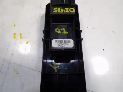 Pezzo di ricambio per auto di seconda mano comando alzacristalli posteriori destro per land rover range rover (lm) 3.6 td v8 riferimenti oem iam yud501070pvj  yud501070pvj