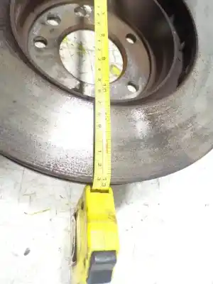 Автозапчастина б/у передній гальмовий диск для volkswagen touareg (7la, 7l6, 7l7) 3.0 v6 tdi посилання на oem iam 7l6615302n  