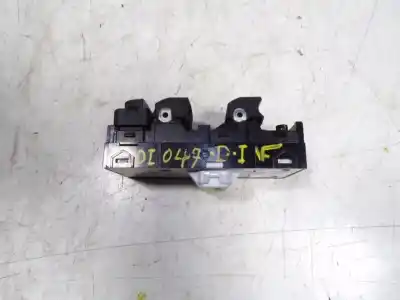 Second-hand car spare part left front power window switch for kia ceed 1.6 crdi cat oem iam references 93571j7200  93570j7200