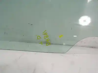 Автозапчастина б/у скло двері задній правий для jeep renegade limited 4x2 посилання на oem iam 51953271  