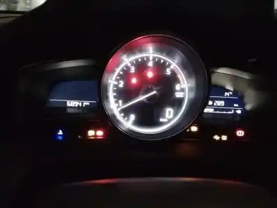 Peça sobressalente para automóvel em segunda mão quadrante por mazda 3 lim. (bl) 2.2 turbodiesel cat referências oem iam b64r55471c  6ab64rc