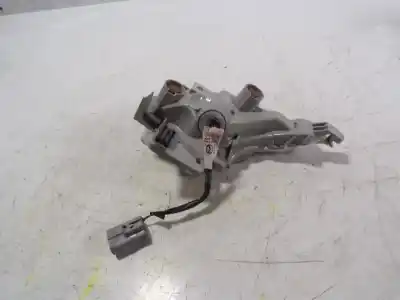 Recambio de automóvil de segunda mano de piloto delantero derecho para mazda 3 lim. () 2.2 turbodiesel cat referencias oem iam b63c51350a  