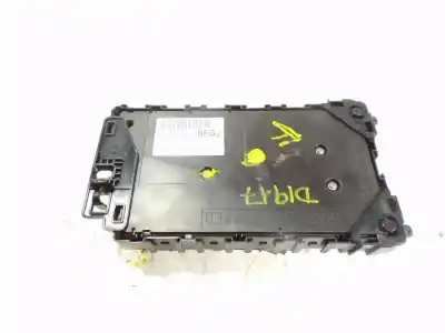 Second-hand car spare part FUSE BOX UNIT for FORD MONDEO LIM.  OEM IAM references 2259833 A2C758701040000 A2C758701040000