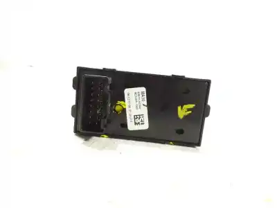 Second-hand car spare part left front power window switch for kia cee´´d 1.4 crdi cat oem iam references 93570a2300wk 4c249a1000 93570a2300
