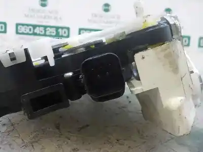 Автозапчасти б/у замок задней правой двери за mitsubishi outlander (cw0) 2.2 di-d cat ссылки oem iam 5745a276  