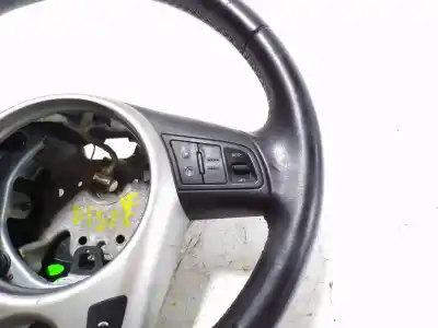 Pièce détachée automobile d'occasion volant pour kia venga 1.6 cat références oem iam 561001p560eq 631807800a 561001p560eq