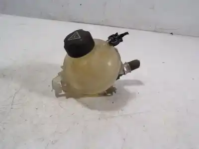 Second-hand car spare part coolant expansion tank for peugeot 308 active oem iam references 9678125880