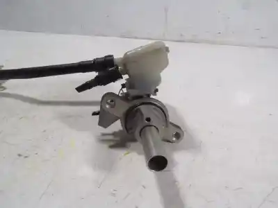 Pezzo di ricambio per auto di seconda mano pompa freni per ford fiesta vi (cb1, ccn) 1.5 tdci riferimenti oem iam 1751664  