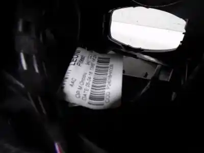 Автозапчасти б/у центральный подлокотник за infiniti q30 1.6 16v cat ссылки oem iam 96910hw26c  284h33zd2a