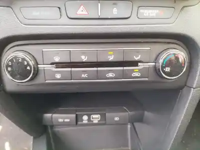 Автозапчасти б/у климат-контроль за kia ceed 1.6 crdi cat ссылки oem iam 97250j7020wk  97250j7020