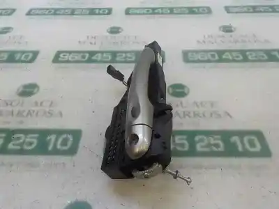 Second-hand car spare part exterior left front door handle for renault captur 1.2 tce energy oem iam references 806706656r Second-hand car spare part exterior left front door handle for renault captur 1.2 tce energy oem iam references 806706656r