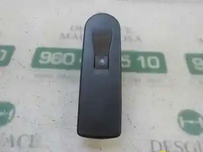 Second-hand car spare part right front power window switch for renault captur 1.2 tce energy oem iam references 254218614r Second-hand car spare part right front power window switch for renault captur 1.2 tce energy oem iam references 254218614r