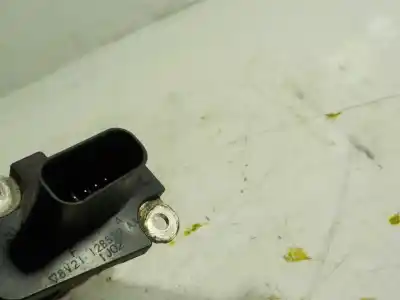 Автозапчасти б/у расходомер воздуха за ford fiesta (cb1) 1.4 tdci cat ссылки oem iam   8v2112b579aa