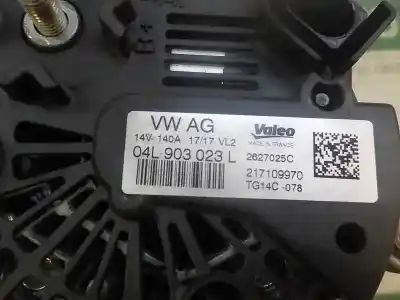 Recambio de automóvil de segunda mano de alternador para volkswagen golf vii lim. (bq1) 1.6 tdi referencias oem iam 04l903023l  04l903023l