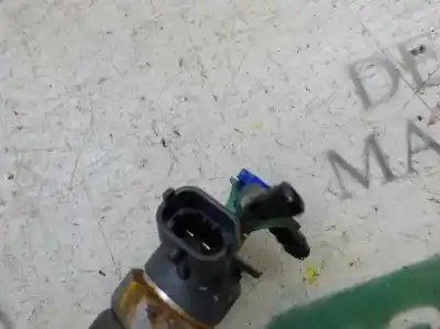 Pezzo di ricambio per auto di seconda mano iniettore per ford focus iii turnier 1.5 tdci riferimenti oem iam 1745052  
