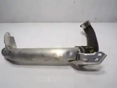 Peça sobressalente para automóvel em segunda mão Tubo Do Intercooler por VOLVO V40 (2012->) 2.0 Inscription [2.0 Ltr. - 140 kW Diesel CAT] Referências OEM IAM 31370060  