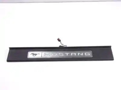 Автозапчастина б/у молдинг для ford mustang 2.3 ecoboost cat посилання на oem iam 2200235