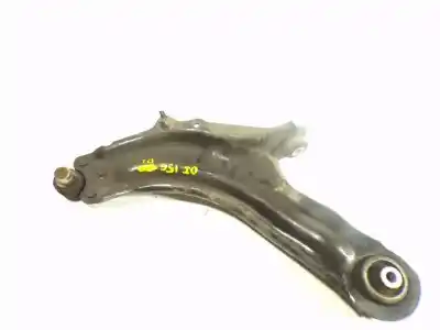 Recambio de automóvil de segunda mano de brazo suspension inferior delantero izquierdo para renault kangoo 1.5 dci diesel fap referencias oem iam 8200586561