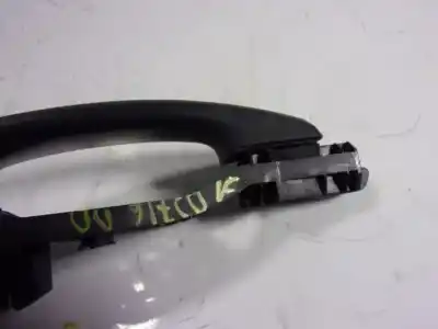 Pezzo di ricambio per auto di seconda mano maniglia esterna anteriore destra per opel corsa d 1.3 16v cdti riferimenti oem iam 13255665  