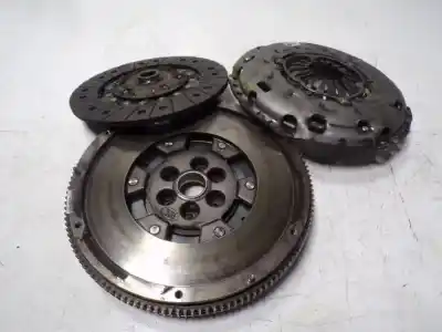 Peça sobressalente para automóvel em segunda mão kit de embreagem por skoda octavia combi (nx5) 2.0 tdi referências oem iam 04l141015e