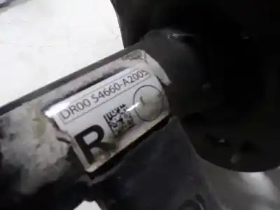 Second-hand car spare part front right shock absorber for kia cee´´d 1.6 gdi cat oem iam references 54661a2005  54660a2005