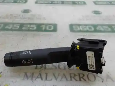 Peça sobressalente para automóvel em segunda mão comutador de piscas  por opel insignia berlina 1.6 cdti dpf referências oem iam 95220563