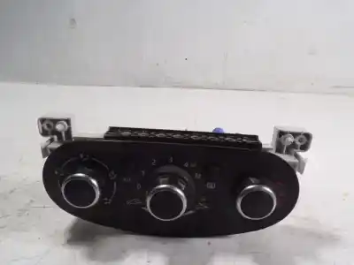 Peça sobressalente para automóvel em segunda mão comando de sofagem (chauffage / ar condicionado)  por dacia duster 1.5 dci diesel fap cat referências oem iam 275105810r