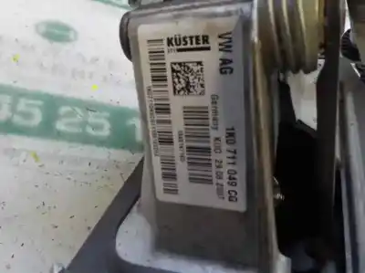 Pezzo di ricambio per auto di seconda mano leva del cambio per audi a3 sportback (8p) 1.6 tdi riferimenti oem iam 1k0711050a  1k0711049cg