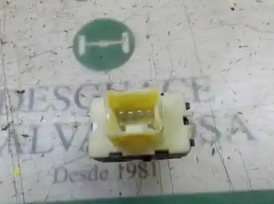 Second-hand car spare part left front power window switch for dacia sandero ii 1.2 oem iam references 254214937r  254214937r