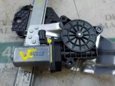 Second-hand car spare part passenger side right window regulator for dacia sandero ii 1.2 oem iam references 807209299r  807209299r